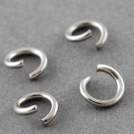 Stainless Steel Jump Ring 5 x 0.7 mm - Pack of 100